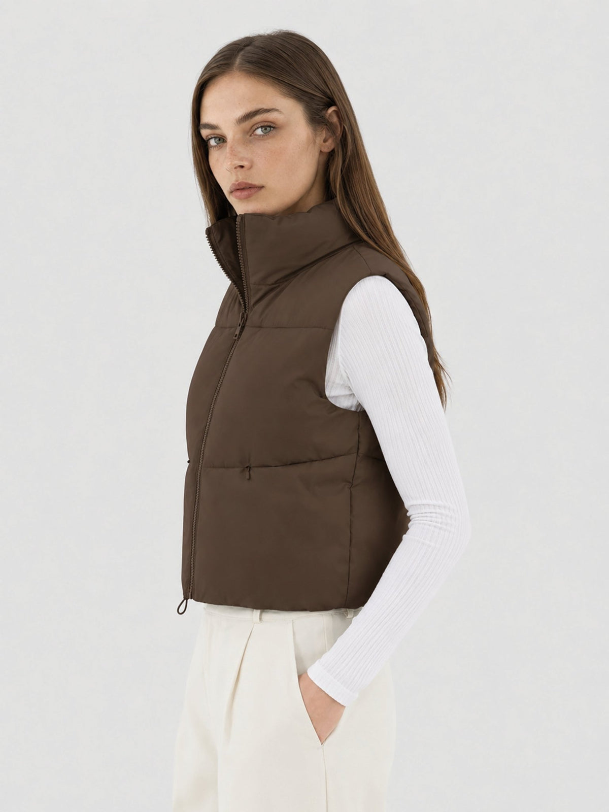 YUCOLEN Women's Cropped Puffer Vest Lightweight Sleeveless Quilted Bubble Gilet in Dark Brown