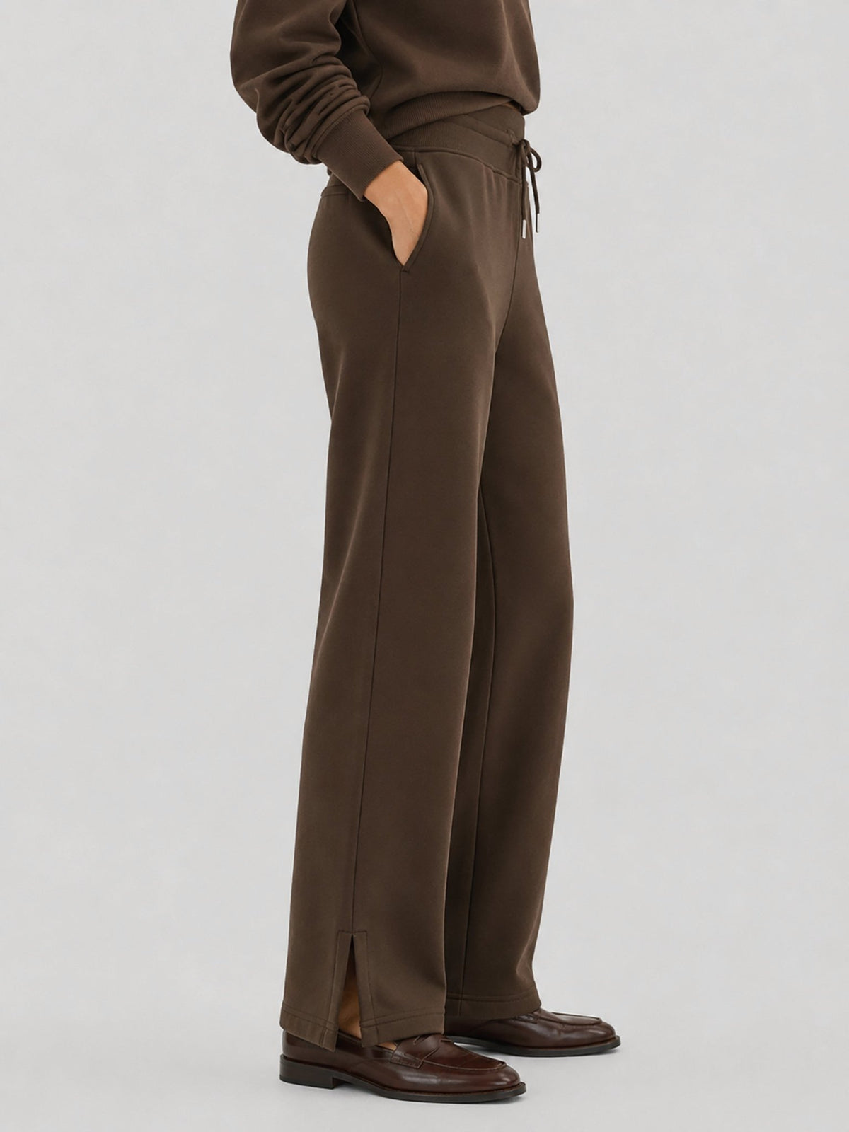 YUCOLEN Women's Fleece Lined Wide Leg Sweatpants Thermal Cotton Lounge Pants with Side Slits in Dark Brown