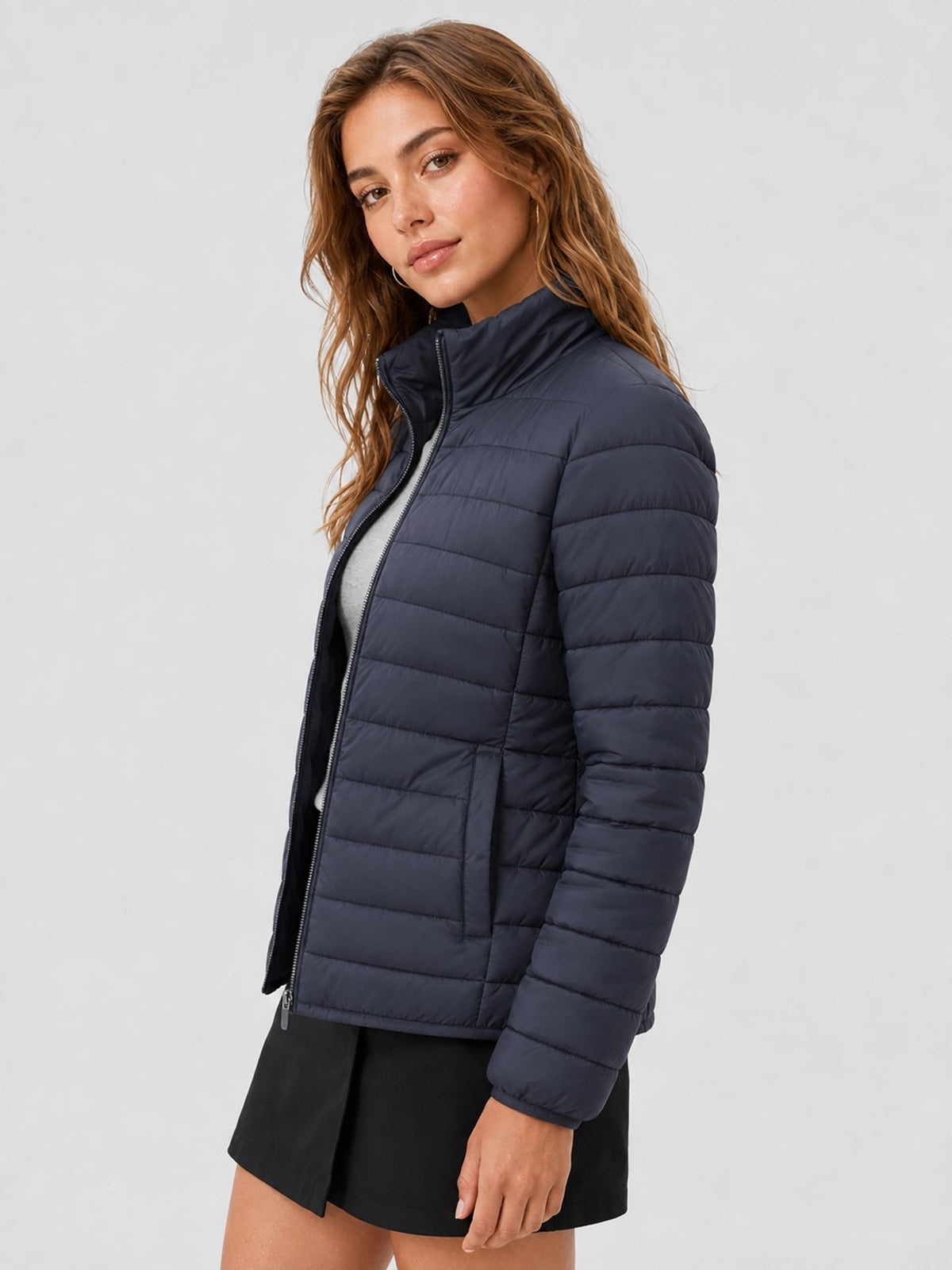 YUCOLEN Women's Lightweight Jacket Packable Water Resistant Quilted Coat with 4 Pockets in Dark Gray