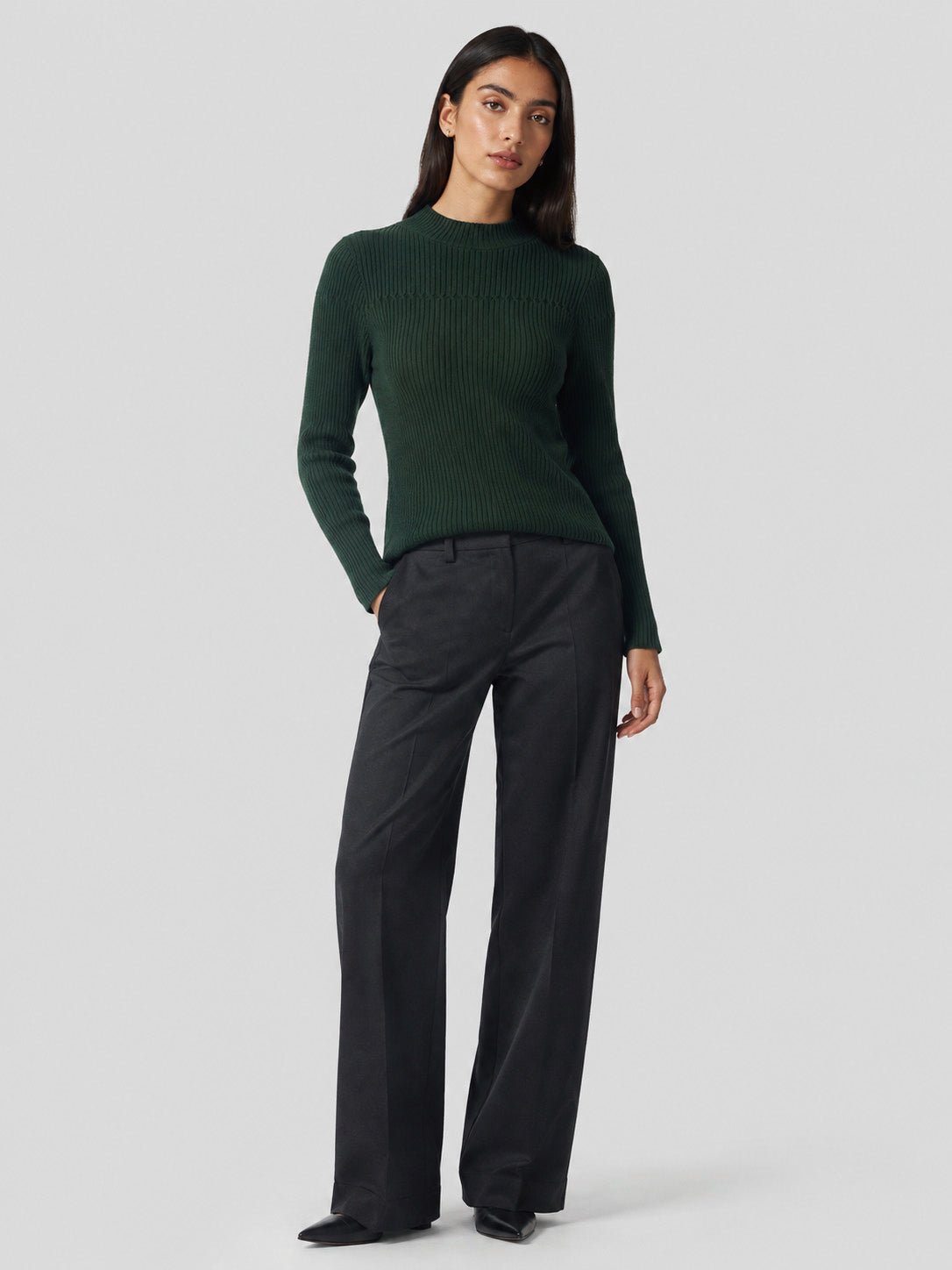 YUCOLEN Women's Mock Neck Ribbed Slim Fit Sweater Soft Wool Blend Pullover in Dark Green