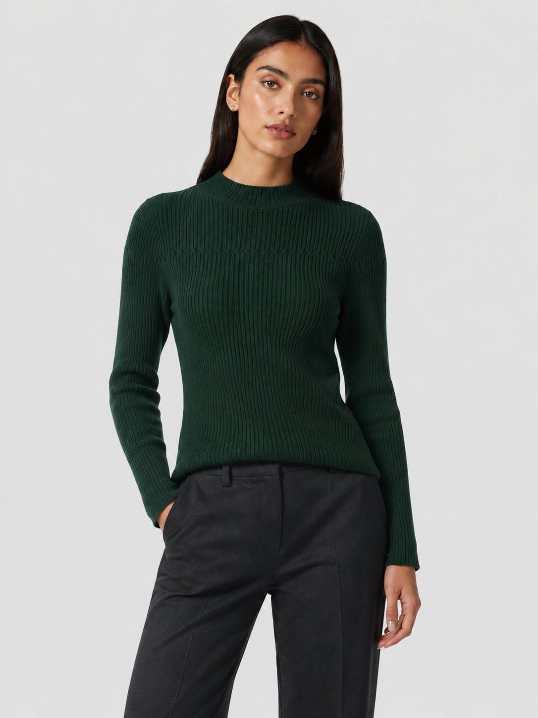 YUCOLEN Women's Mock Neck Ribbed Slim Fit Sweater Soft Wool Blend Pullover in Dark Green