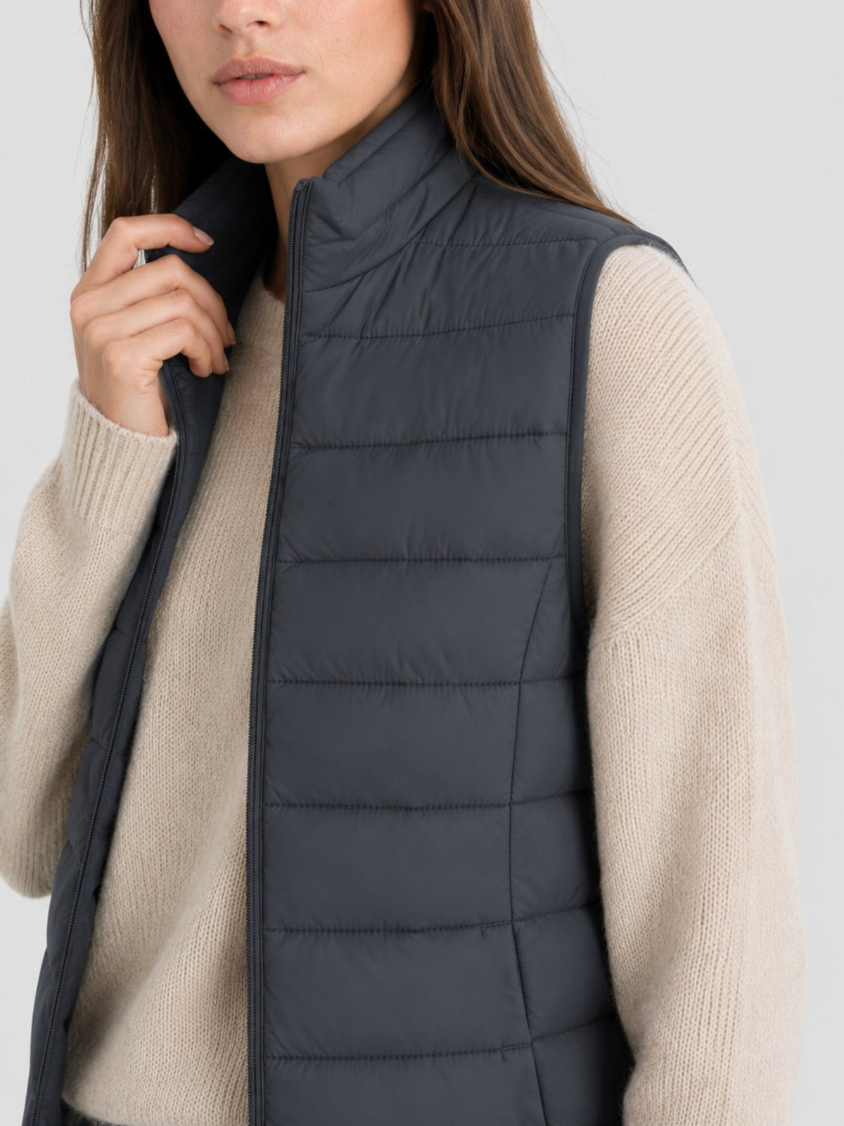 YUCOLEN Women's 270g Lightweight Down Quilted Puffer Vest Windproof Sleeveless Jacket in Dark Grey