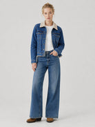 YUCOLEN Women's Warm Sherpa Lined Denim Jacket with Fleece Collar and Pockets in Denim Blue
