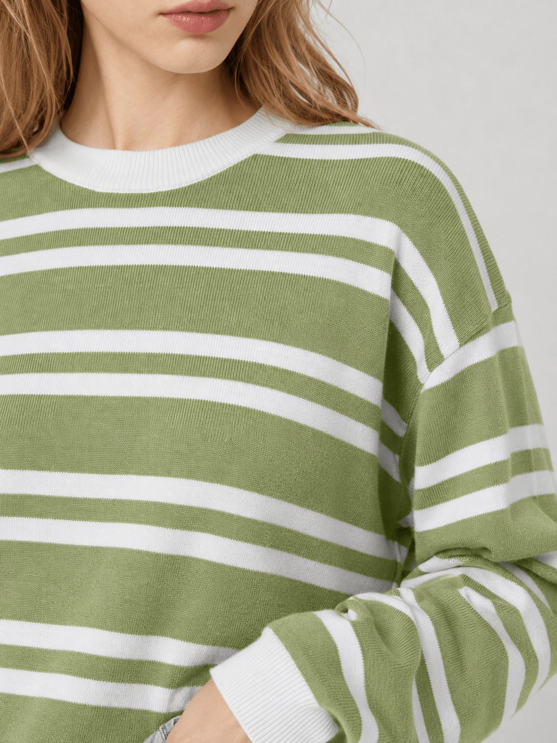 YUCOLEN Women's Striped Crewneck Sweater Soft Knit Casual Loose Fit Pullover for Fall Winter in Grass