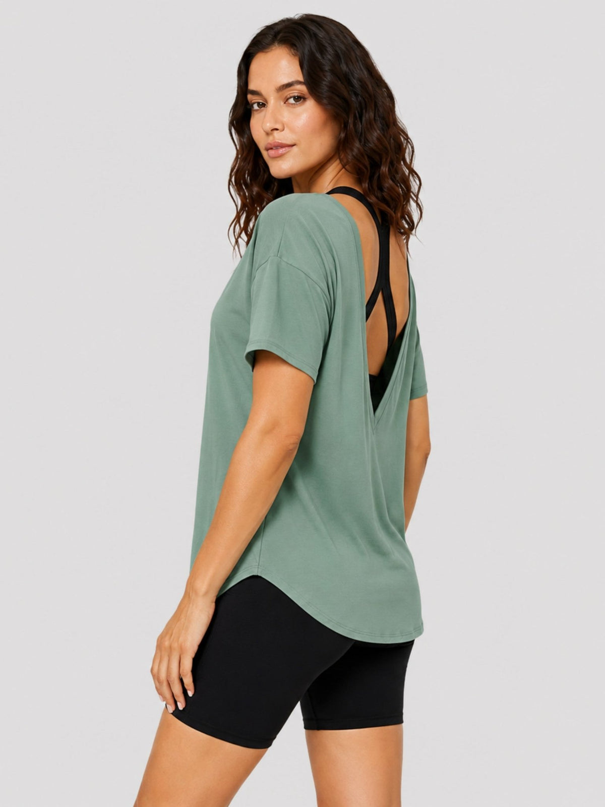 YUCOLEN Women's Reversible Workout Tee Open Back Loose Fit Athletic Shirt in Green
