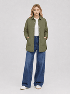 YUCOLEN Women's Water Ripple Quilted Shacket Lightweight Button Down Coat with Pockets in Green