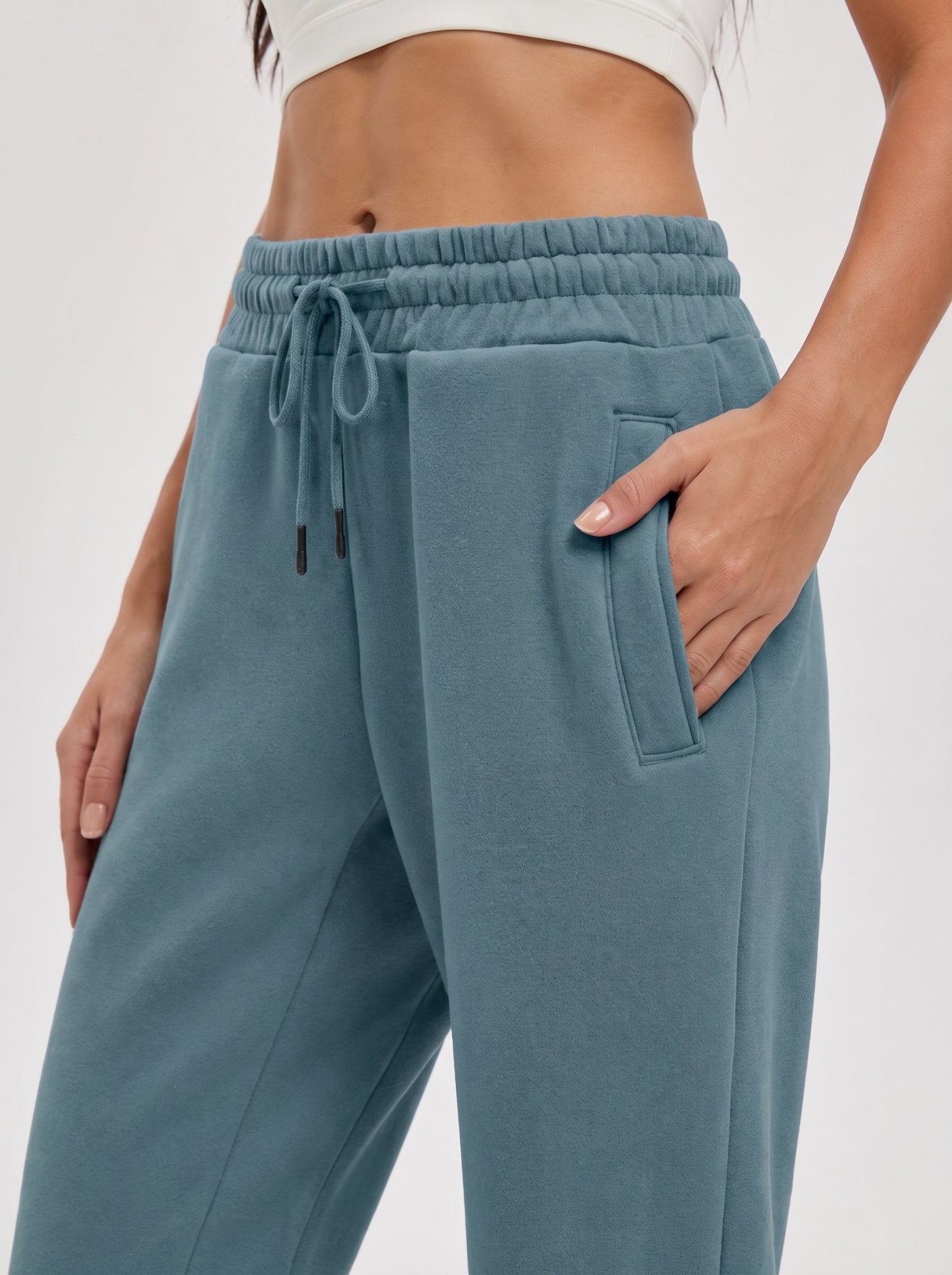 YUCOLEN Heavyweight Fleece Lined Sweatpants Baggy Unisex Relaxed Fit Joggers in Hazy Blue