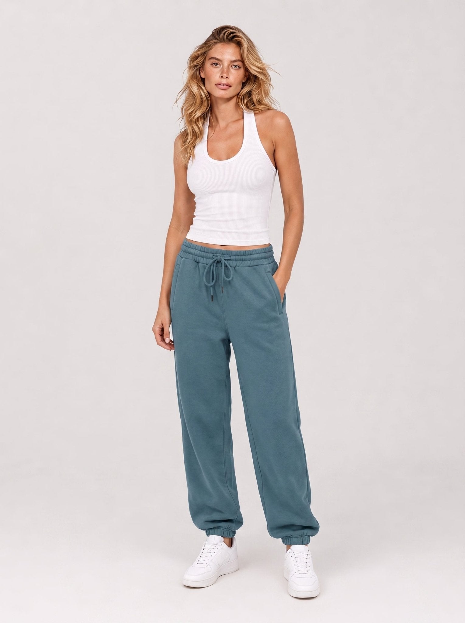 YUCOLEN Heavyweight Fleece Lined Sweatpants Baggy Unisex Relaxed Fit Joggers in Hazy Blue