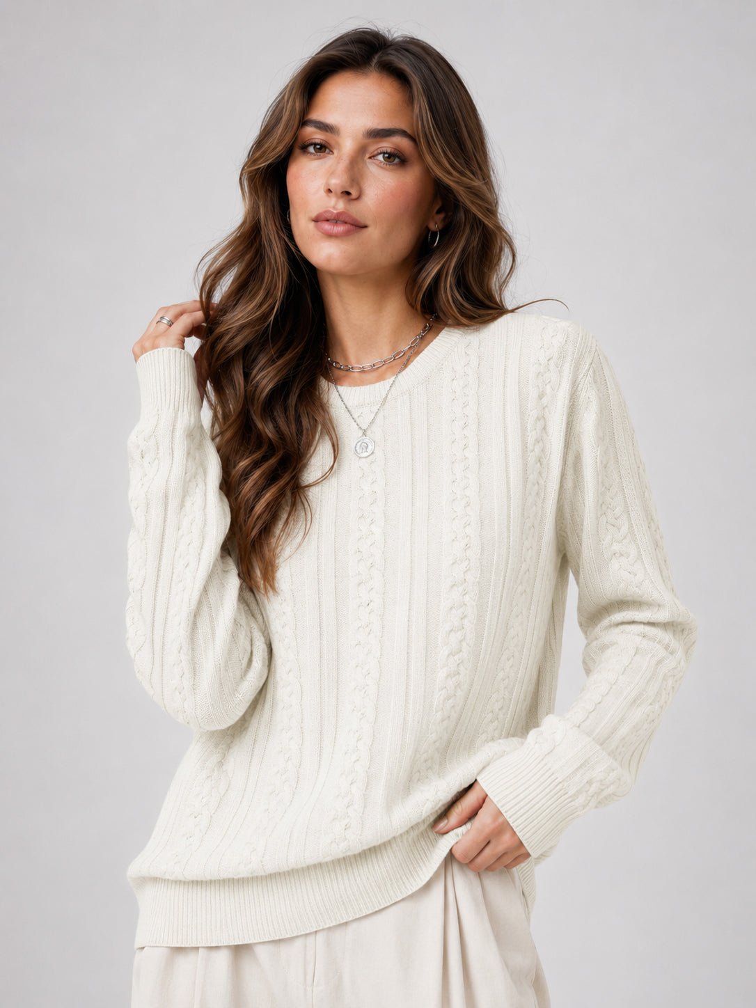 YUCOLEN Women's Lightweight Cable Knit Sweater Soft Crew Neck Fisherman Pullover Top in Light Beige