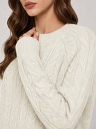 YUCOLEN Women's Oversized Cable Knit Sweater Soft Chunky Crew Neck Pullover Top in Light beige