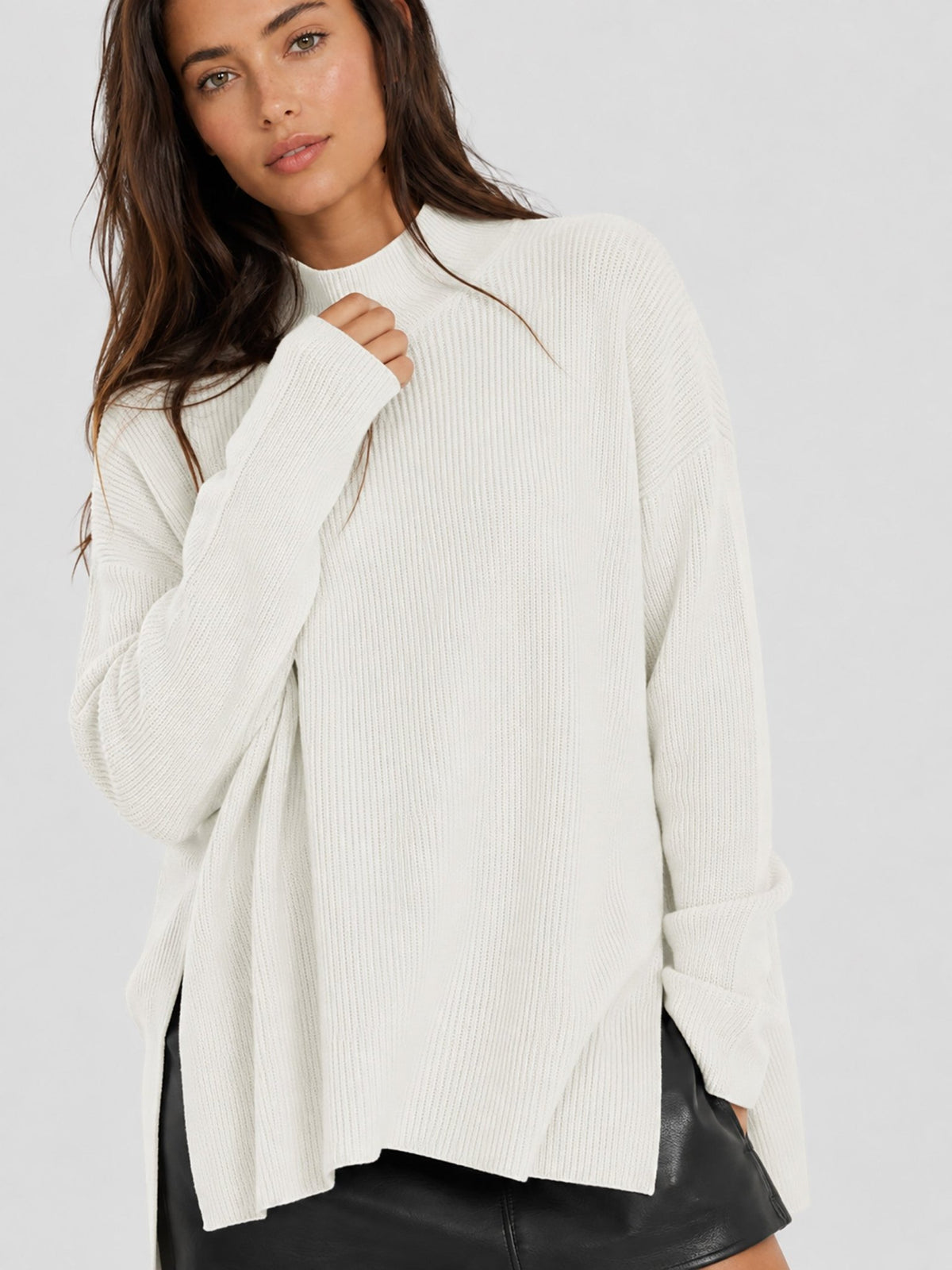 YUCOLEN Women's Oversized Ribbed Knit Turtleneck Pullover with Side Slit in Light beige