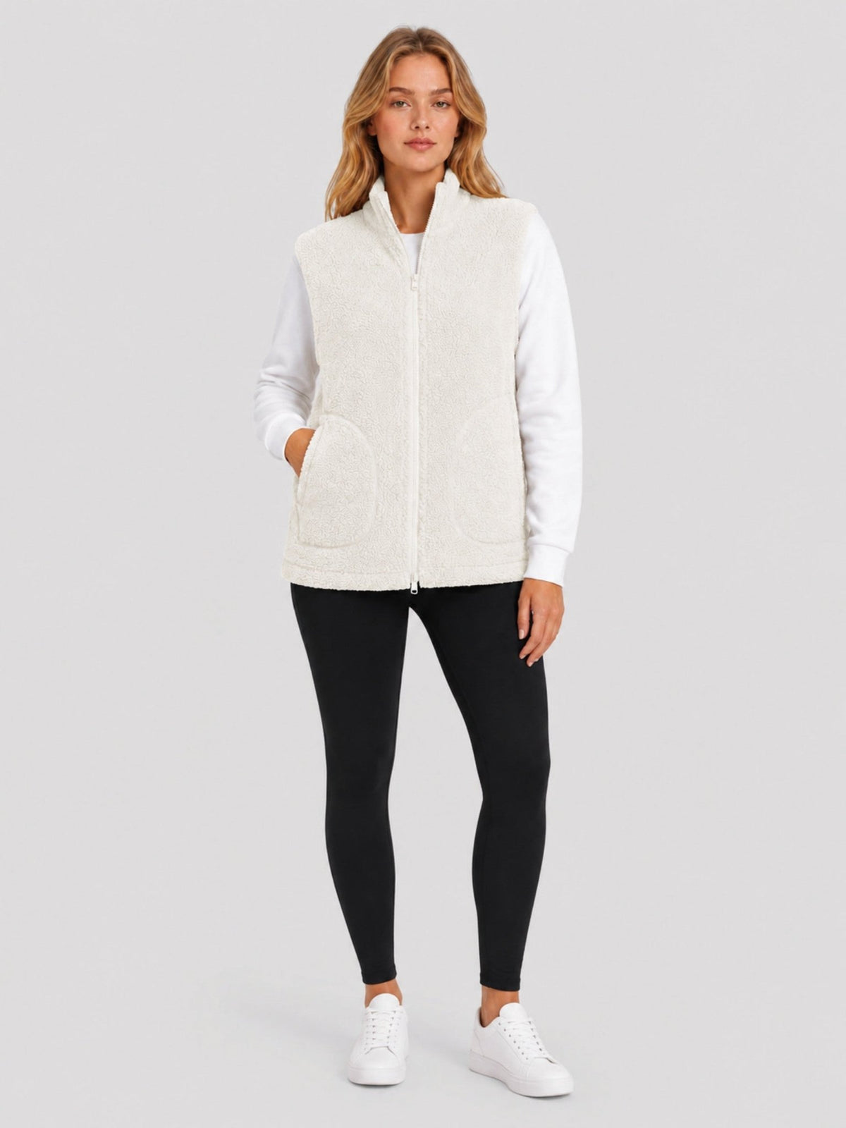 YUCOLEN Women's Sherpa Fleece Vest Fuzzy Zip Up Sleeveless Jacket with 4 Pockets in Light Beige