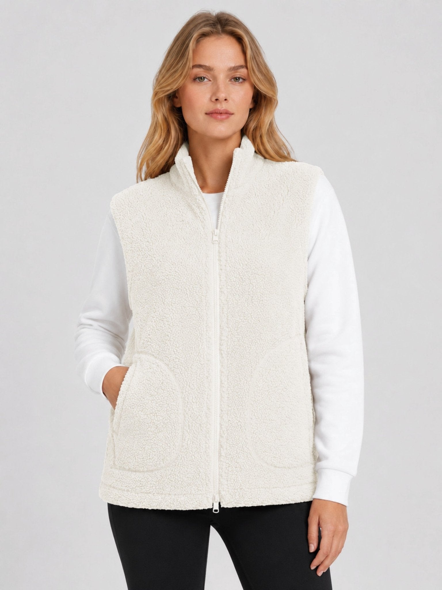 YUCOLEN Women's Sherpa Fleece Vest Fuzzy Zip Up Sleeveless Jacket with 4 Pockets in Light Beige