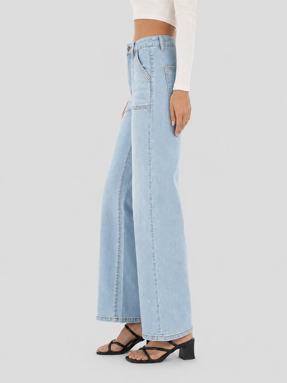 YUCOLEN Women's High Waisted Straight Leg Stretchy Denim Jeans with Pockets in Light Blue