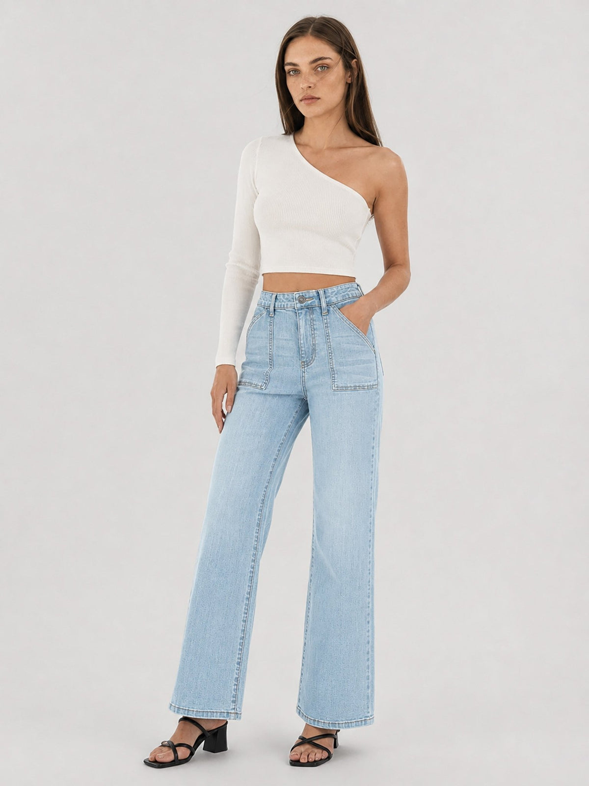 YUCOLEN Women's High Waisted Straight Leg Stretchy Denim Jeans with Pockets in Light Blue