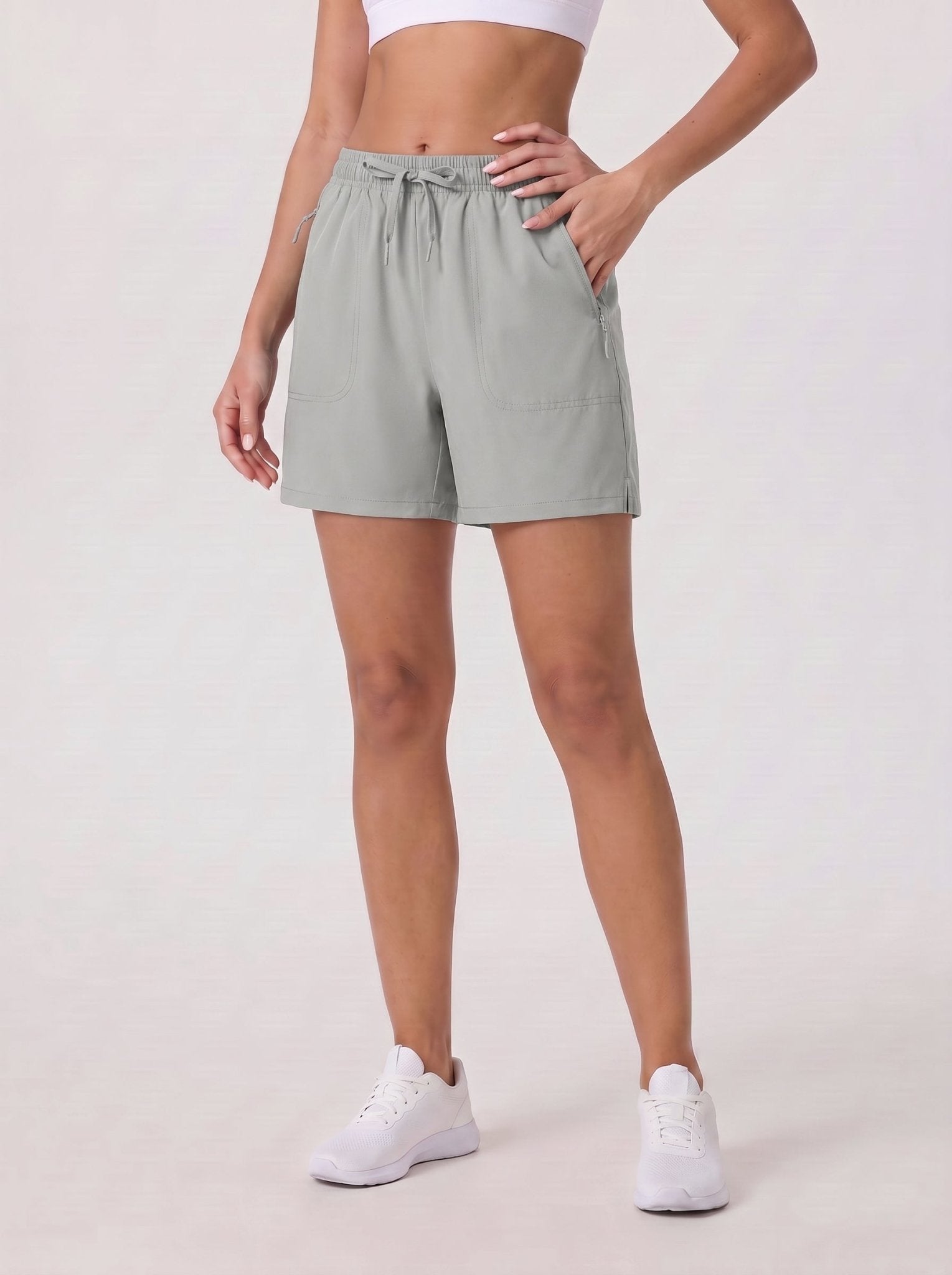 YUCOLEN Women 5 Inch Water Resistant Hiking Shorts UPF 50 Plus Quick Dry Golf Shorts with Zipper Pockets in Light Grey