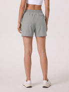 YUCOLEN Women 5 Inch Water Resistant Hiking Shorts UPF 50 Plus Quick Dry Golf Shorts with Zipper Pockets in Light Grey