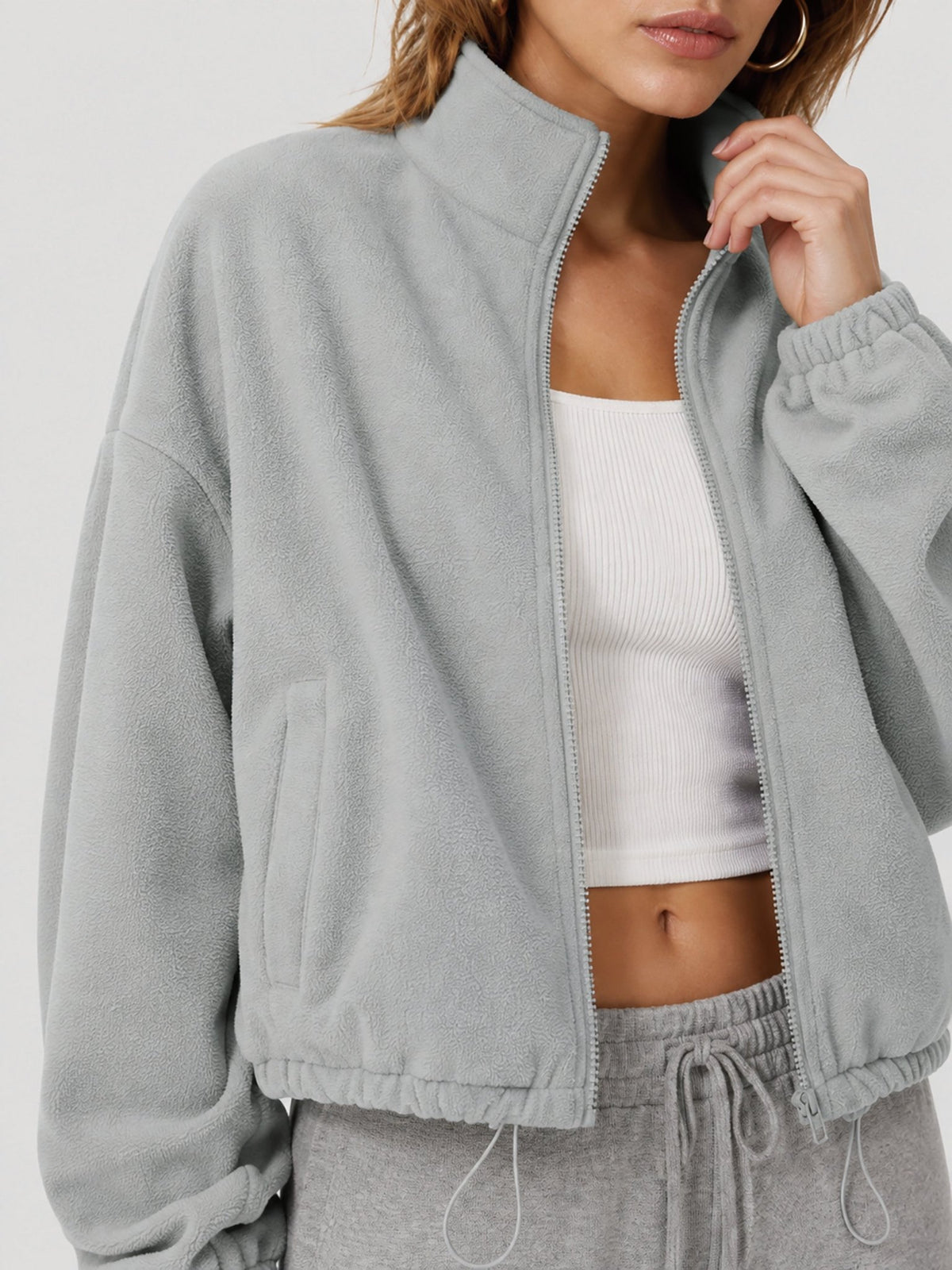 YUCOLEN Women's Cropped Fleece Jacket Full Zip Lightweight Workout Coat in Light Grey