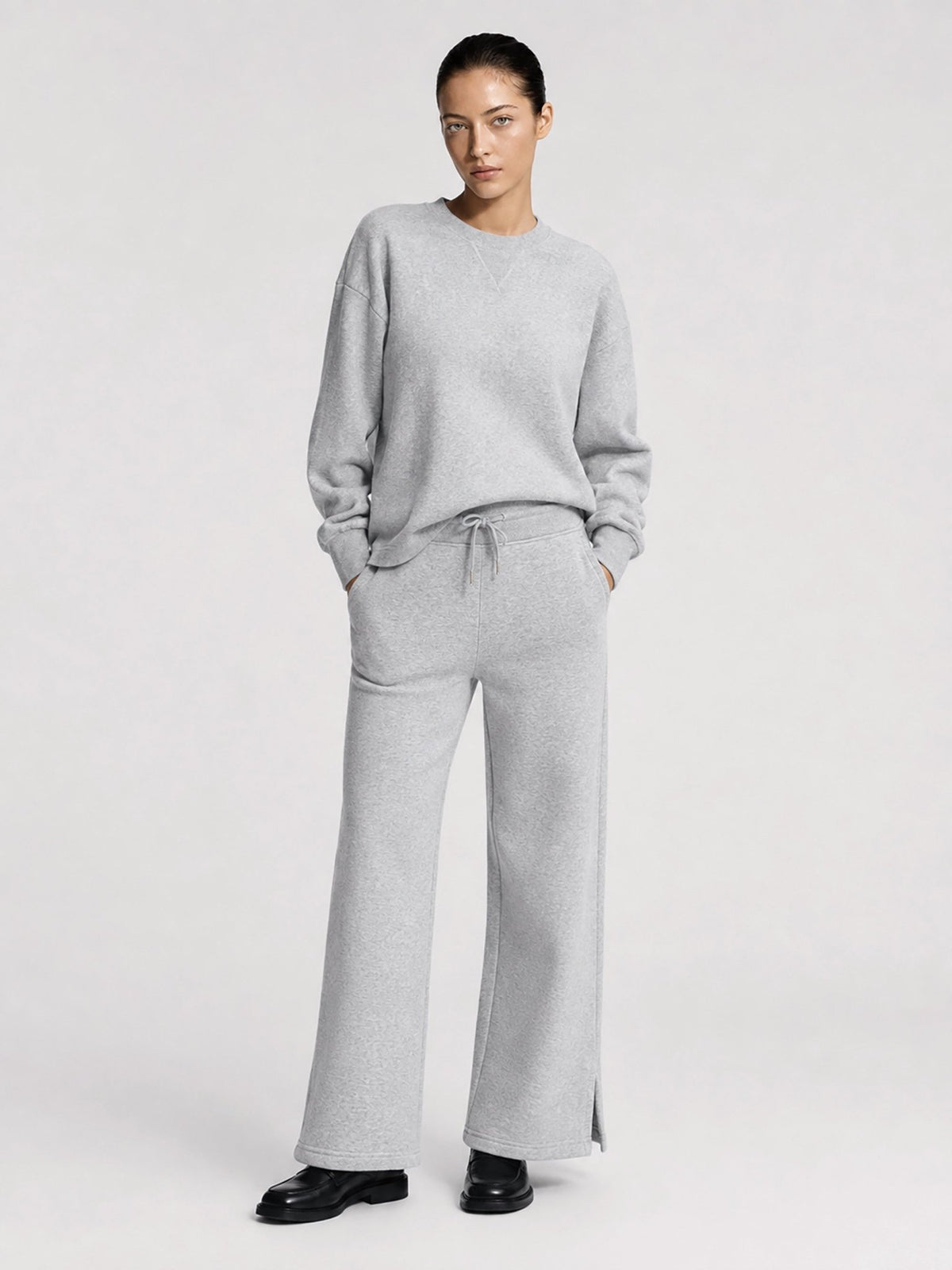 YUCOLEN Women's Fleece Lined Wide Leg Sweatpants Thermal Cotton Lounge Pants with Side Slits in Light Grey