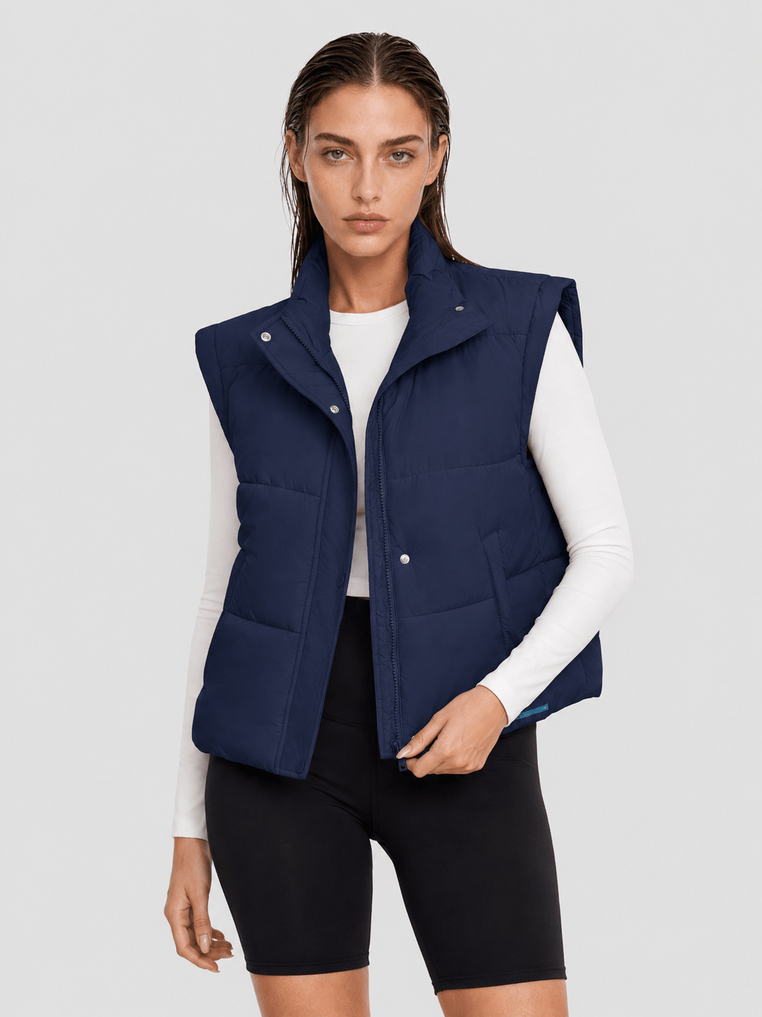 YUCOLEN Women's Cropped Puffer Vest Lightweight Windproof Insulated Gilet with Pockets in Navy