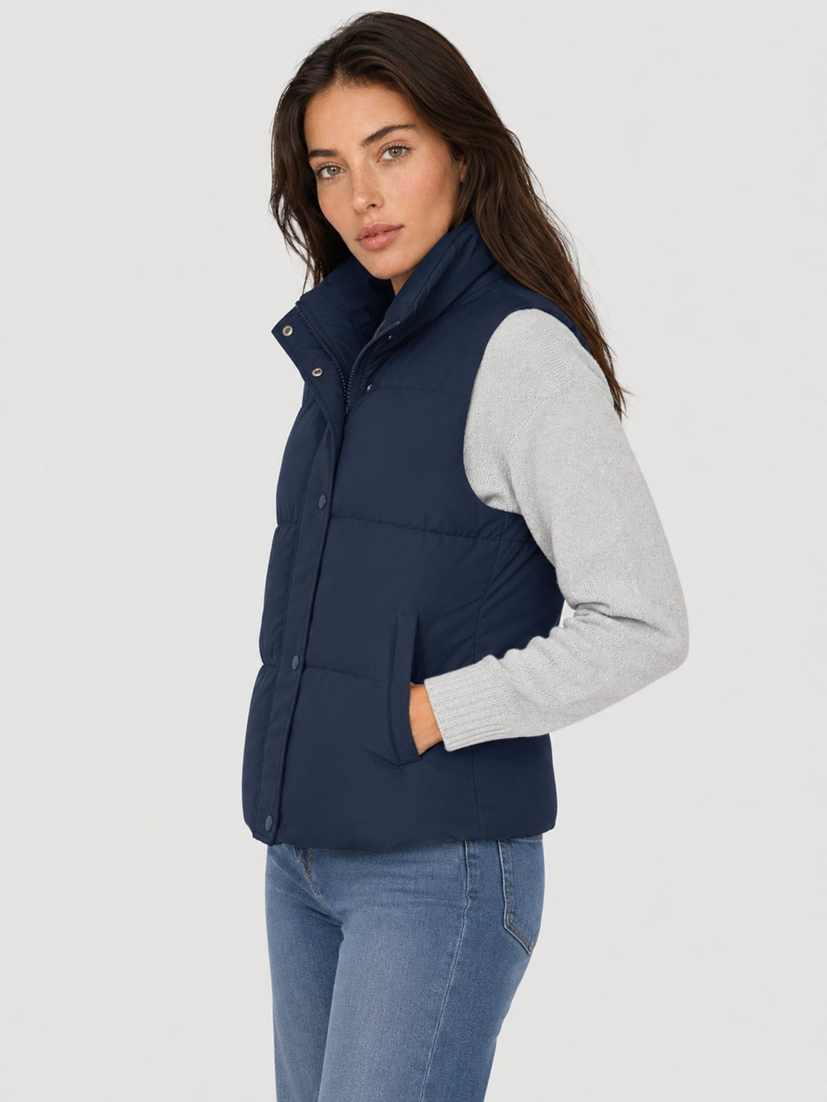 YUCOLEN Women's Lightweight Duck Down Puffer Vest Stand Collar Sleeveless Jacket in Navy