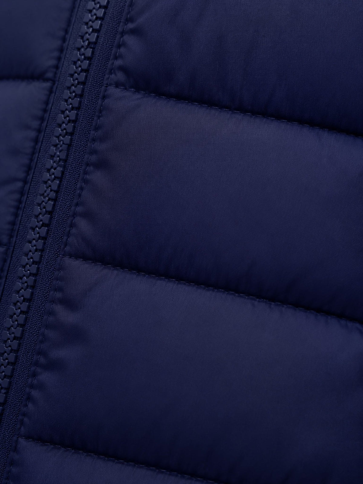 YUCOLEN Women's Lightweight Jacket Packable Water Resistant Quilted Coat with 4 Pockets in Navy