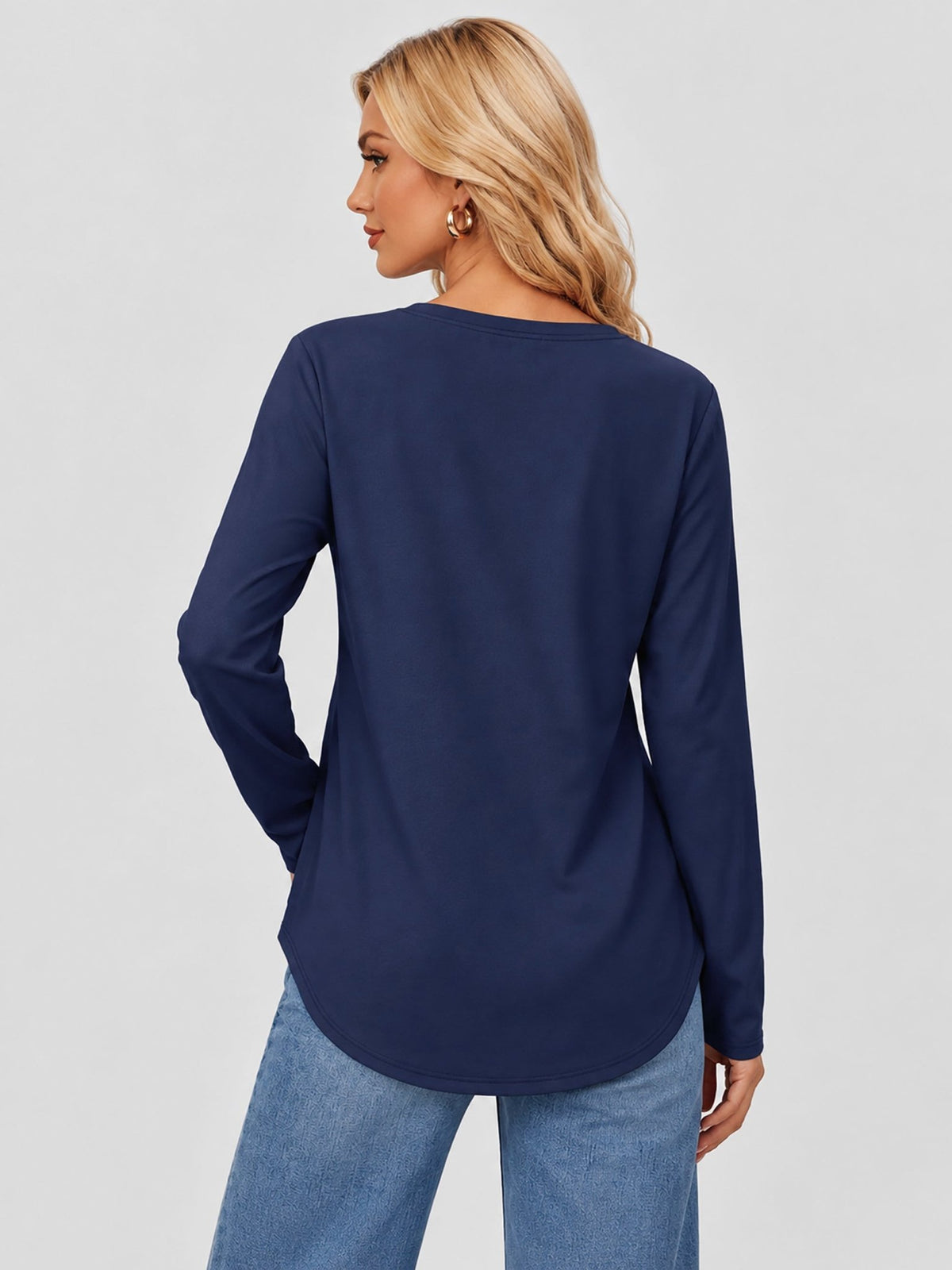 YUCOLEN Women's Long Sleeve Crewneck Tunic Top with Curved Hem in Navy