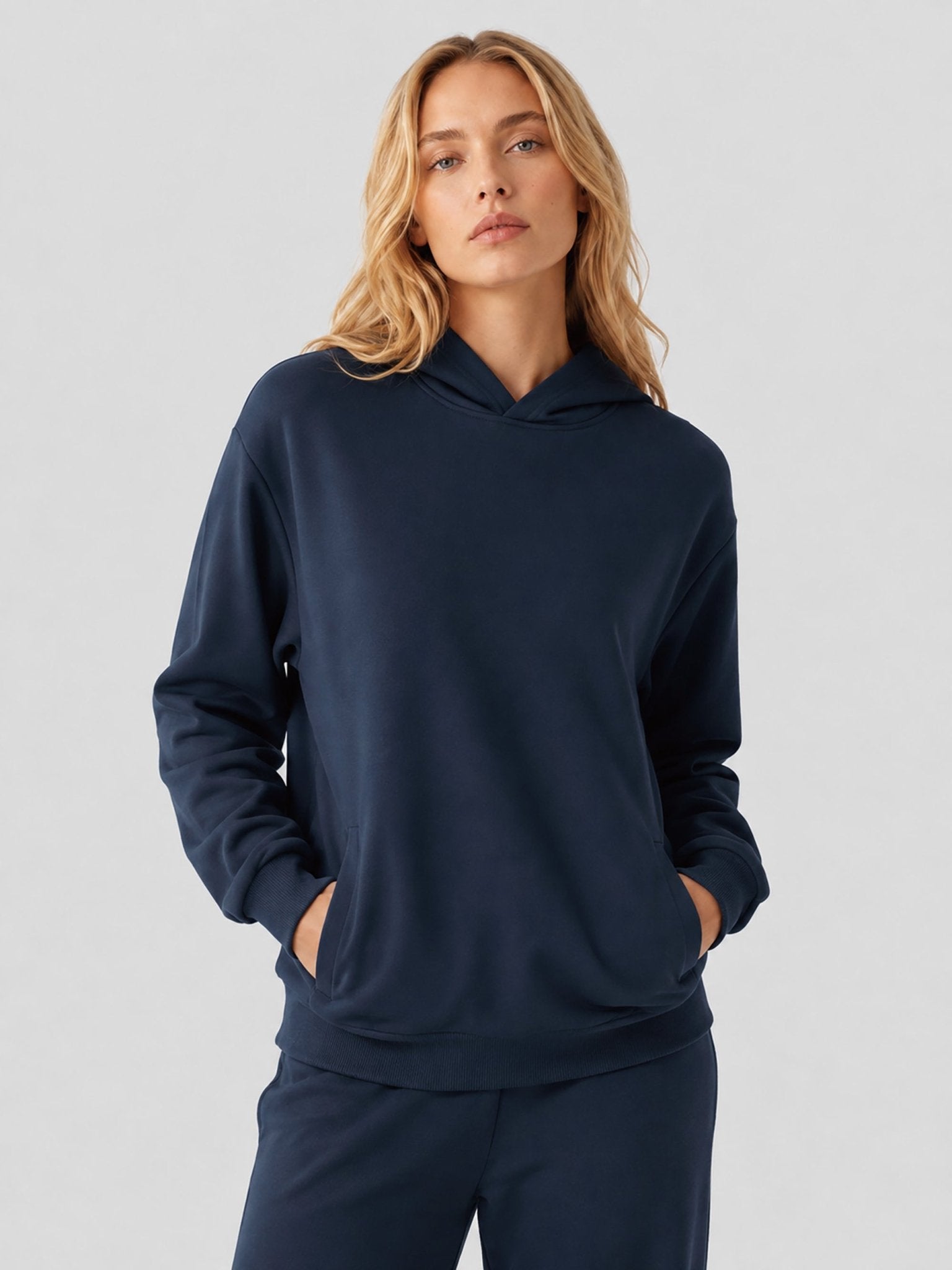 YUCOLEN Women's Loose Fit Fleece Lined Hoodie with Cotton Blend Fabric in Navy