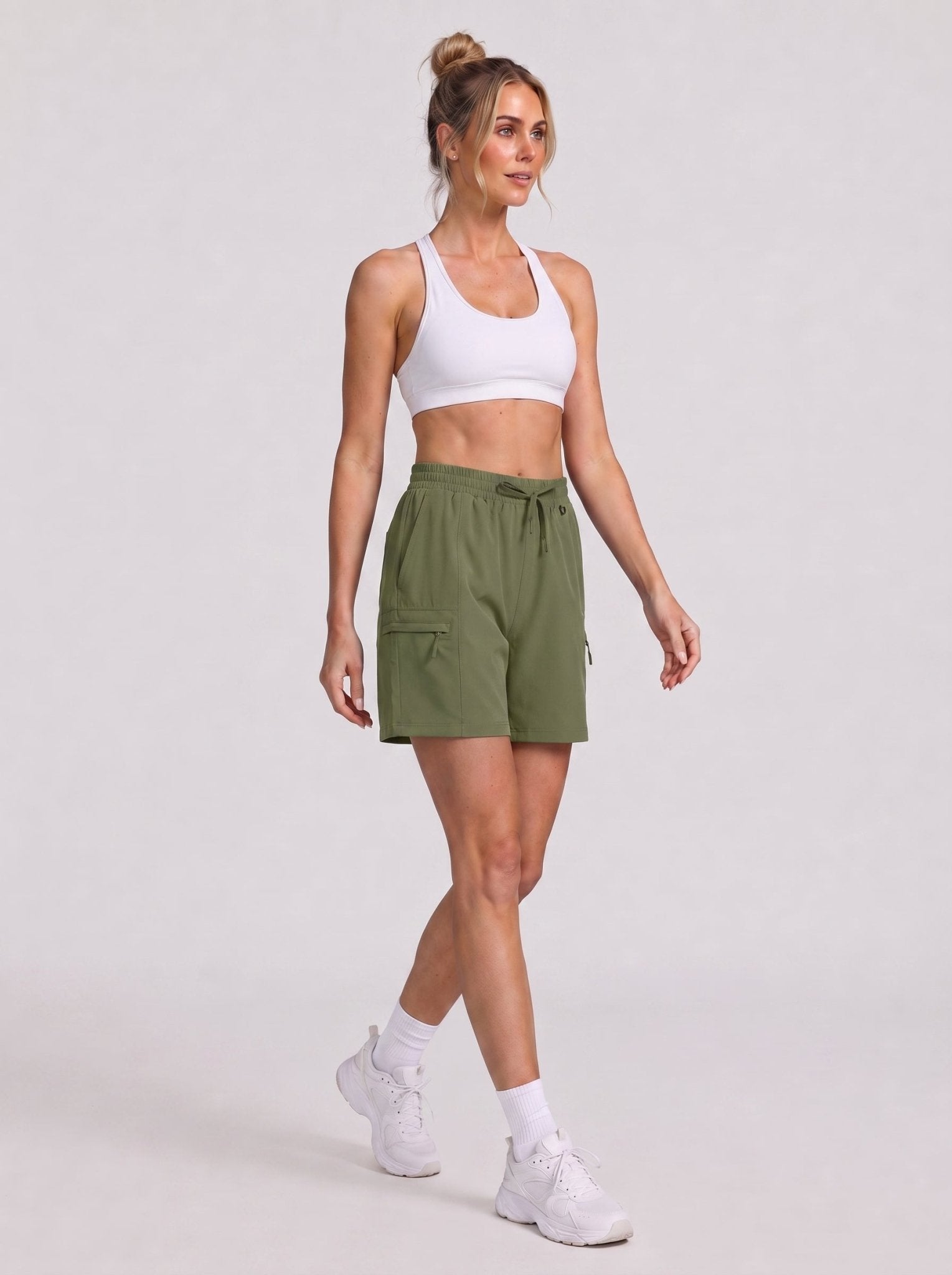 YUCOLEN Women's Quick Dry Hiking Cargo Shorts UPF 50 Plus Lightweight 5 Inch Athletic Shorts in Navy