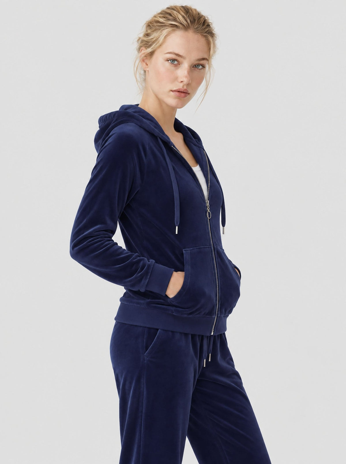 YUCOLEN Women's Soft Velour Full Zip Hooded Jacket with Pockets in Navy