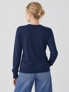 YUCOLEN Women's Soft Wool Blend Lightweight Crewneck Pullover Sweater in Navy