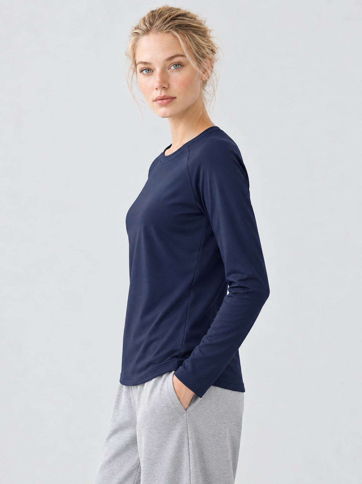 YUCOLEN Women’s Stretch Thermal Long Sleeve Active Top in Navy