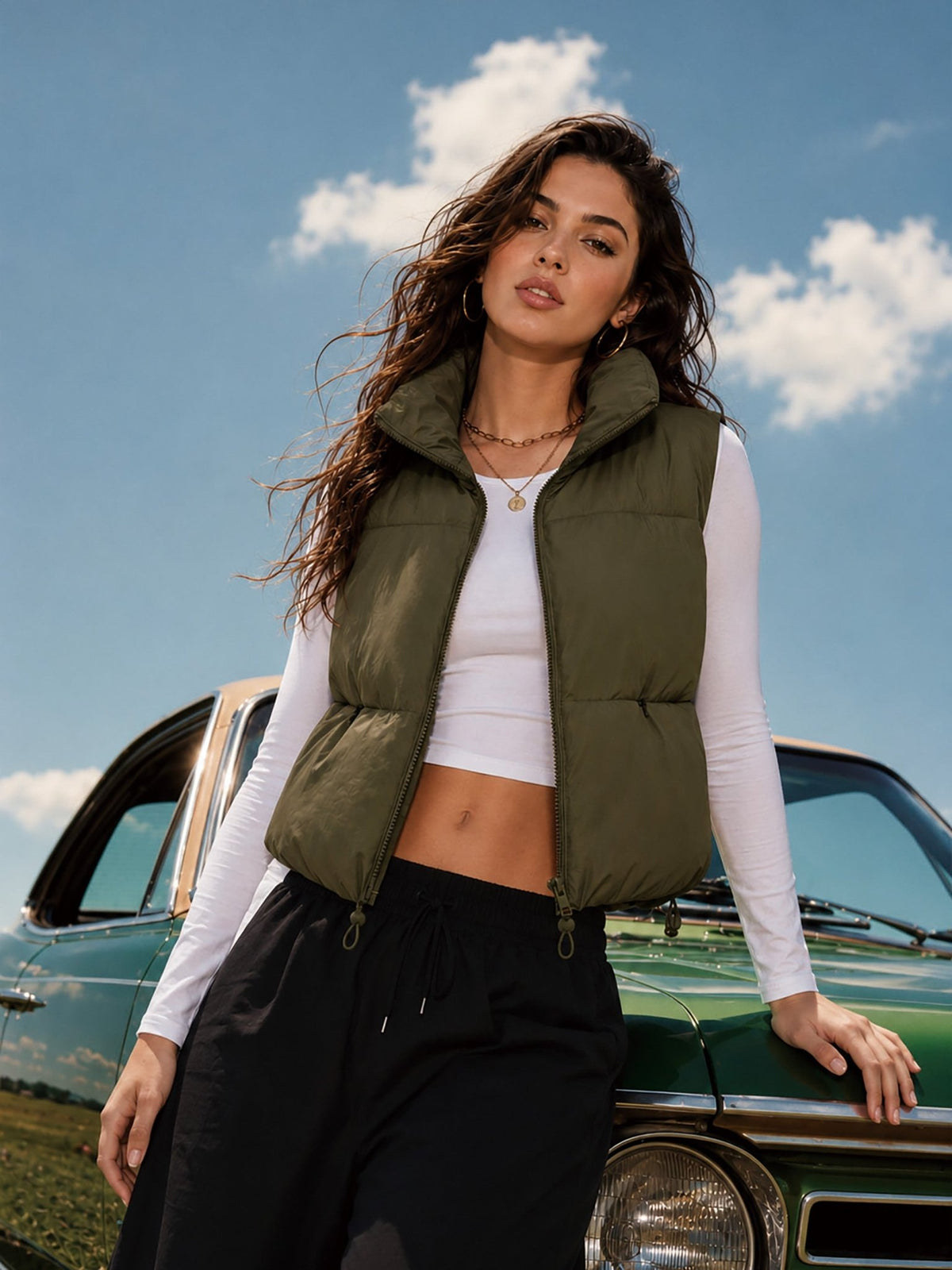 YUCOLEN Women's Cropped Puffer Vest Lightweight Sleeveless Quilted Bubble Gilet in Olive Green