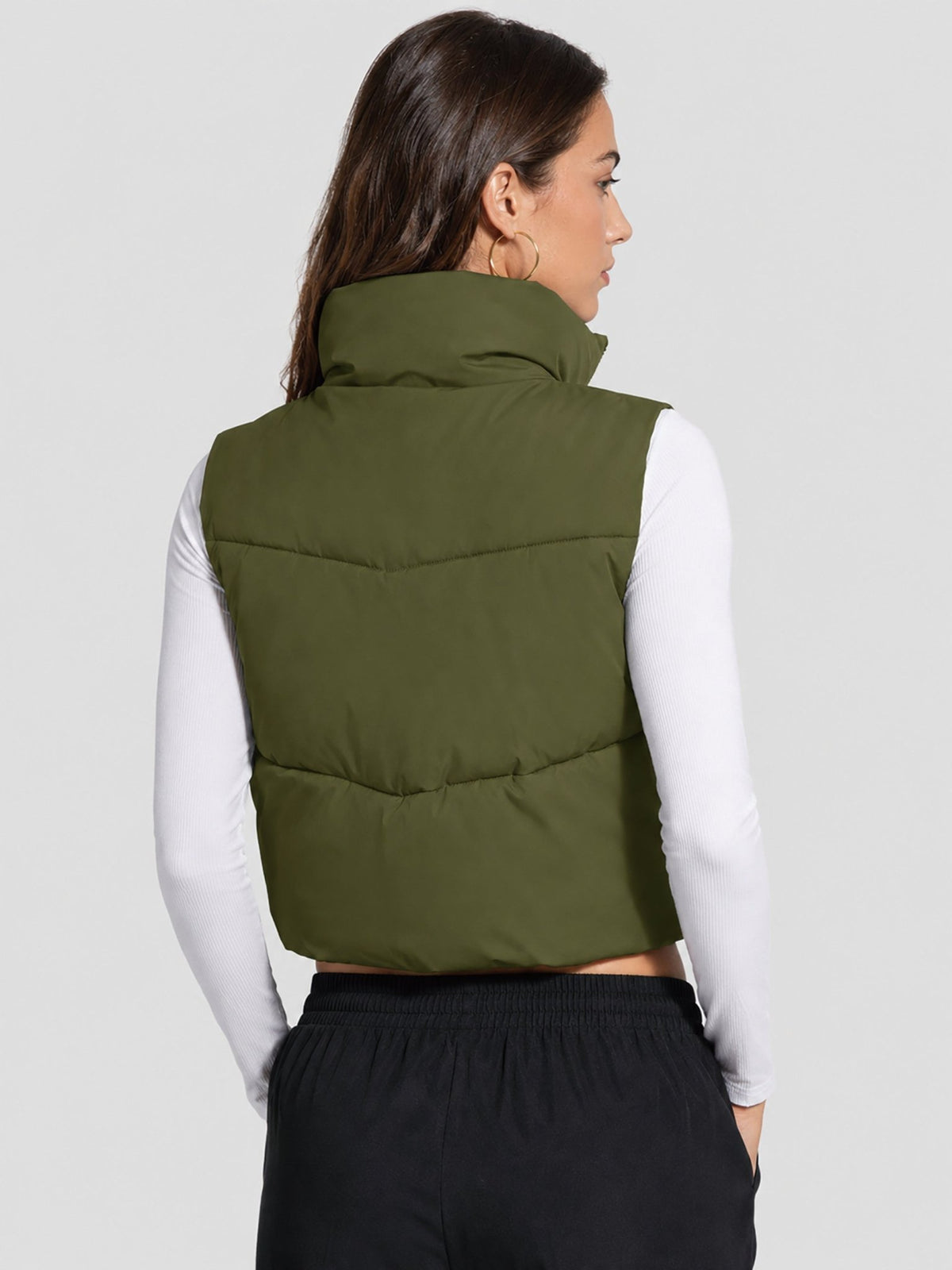 YUCOLEN Women's Cropped Puffer Vest Lightweight Sleeveless Quilted Bubble Gilet in Olive Green