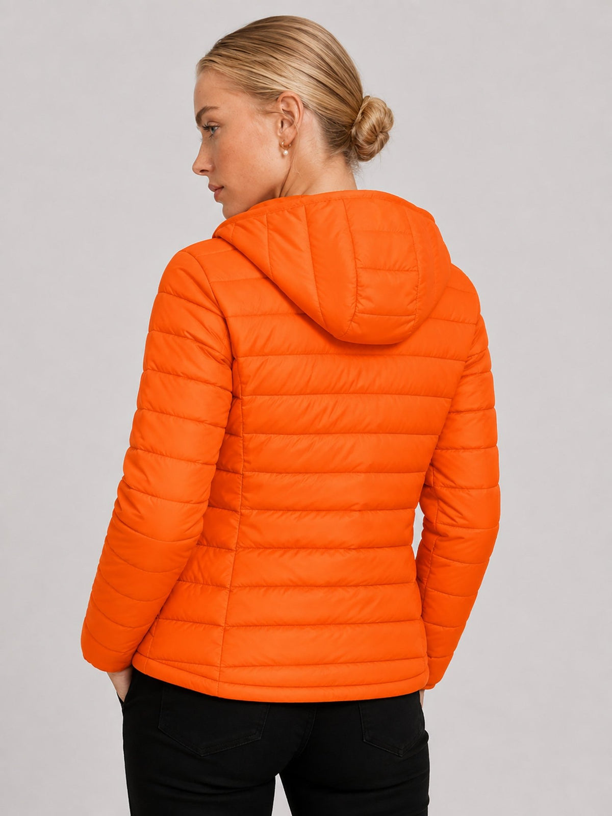 YUCOLEN Women Lightweight Hooded Jacket Water-Resistant Quilted Outdoor Coat in Orange
