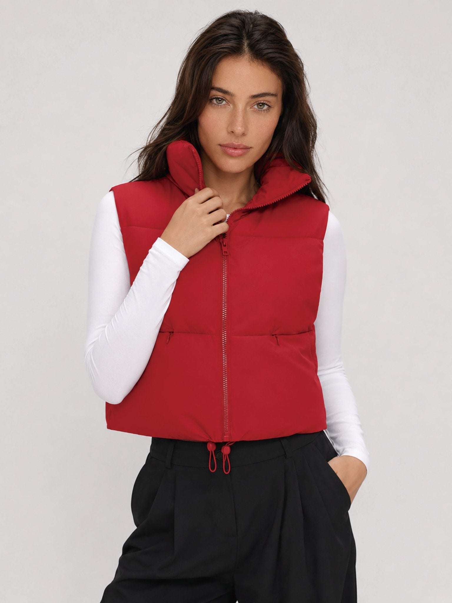 YUCOLEN Women's Cropped Puffer Vest Lightweight Sleeveless Quilted Bubble Gilet in Red