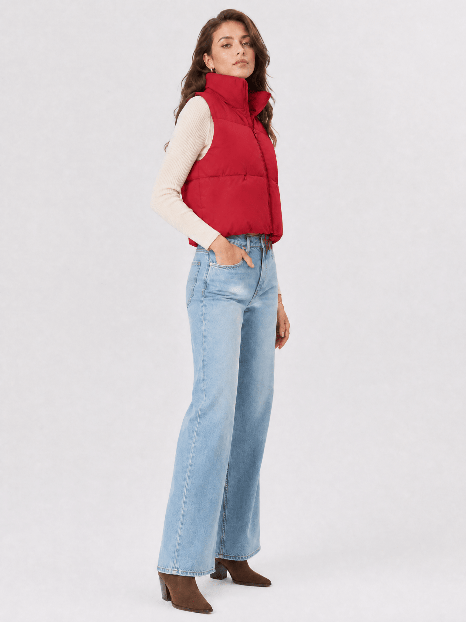 YUCOLEN Women's Cropped Puffer Vest Lightweight Sleeveless Quilted Bubble Gilet in Red