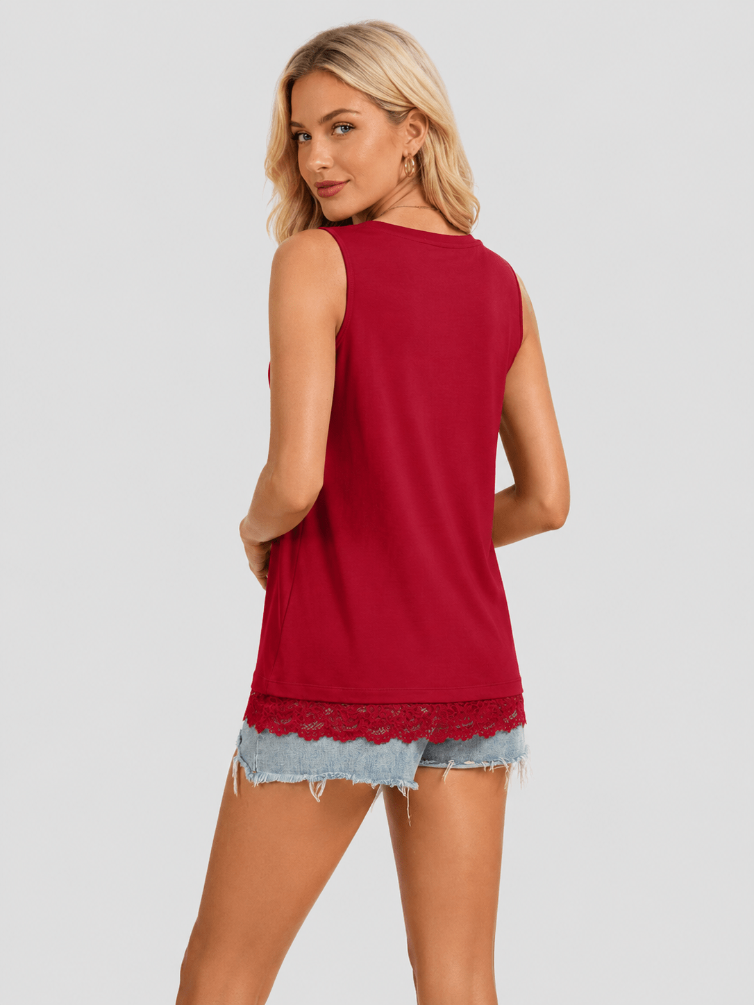 YUCOLEN Women's Lightweight Sleeveless Tank Top - Stretch Workout Shirt in Red
