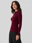 YUCOLEN Women's Mock Neck Ribbed Slim Fit Sweater Soft Wool Blend Pullover in Retro red