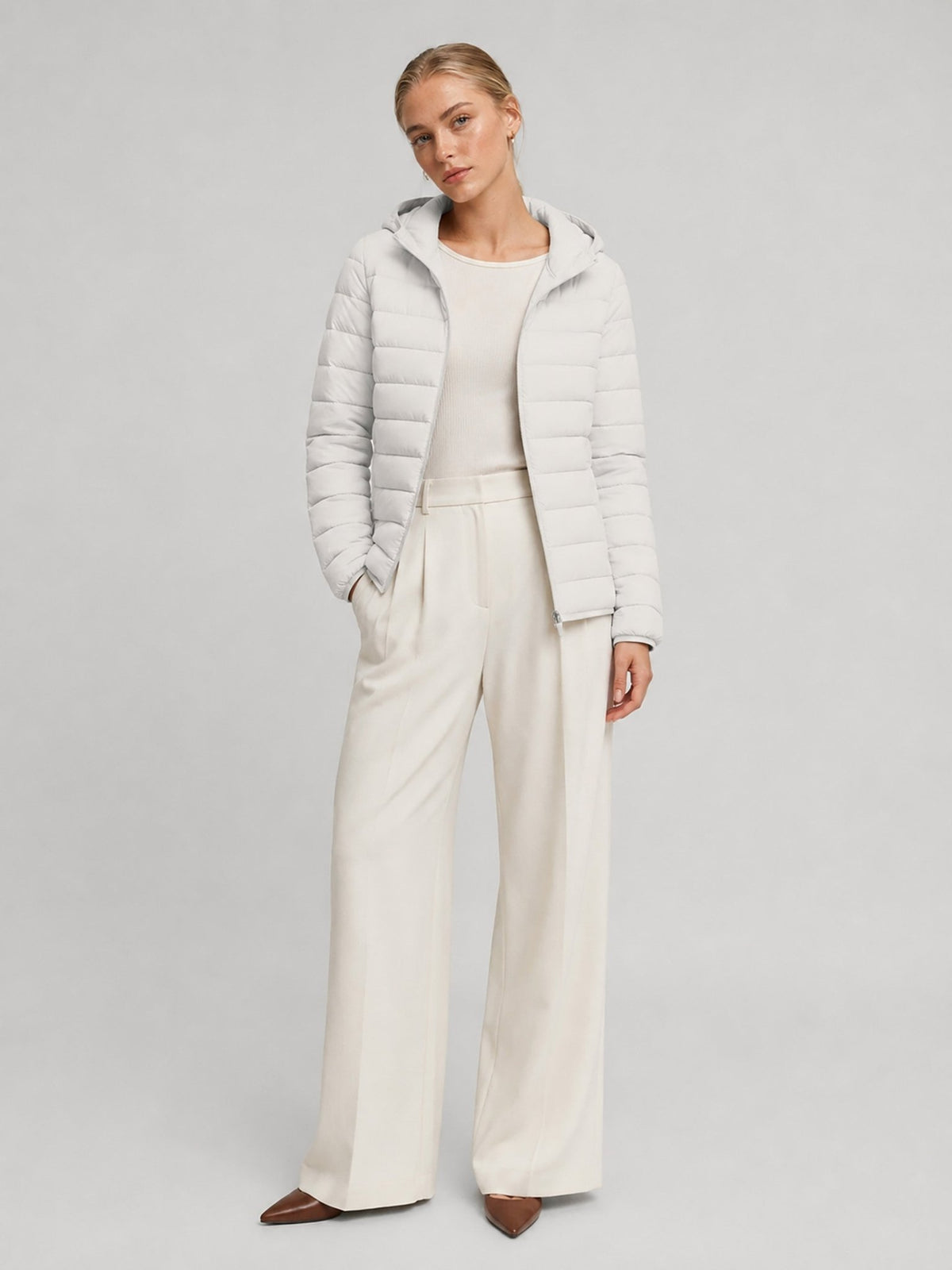YUCOLEN Women Lightweight Hooded Jacket Water-Resistant Quilted Outdoor Coat in White