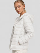 YUCOLEN Women Lightweight Hooded Jacket Water-Resistant Quilted Outdoor Coat in White