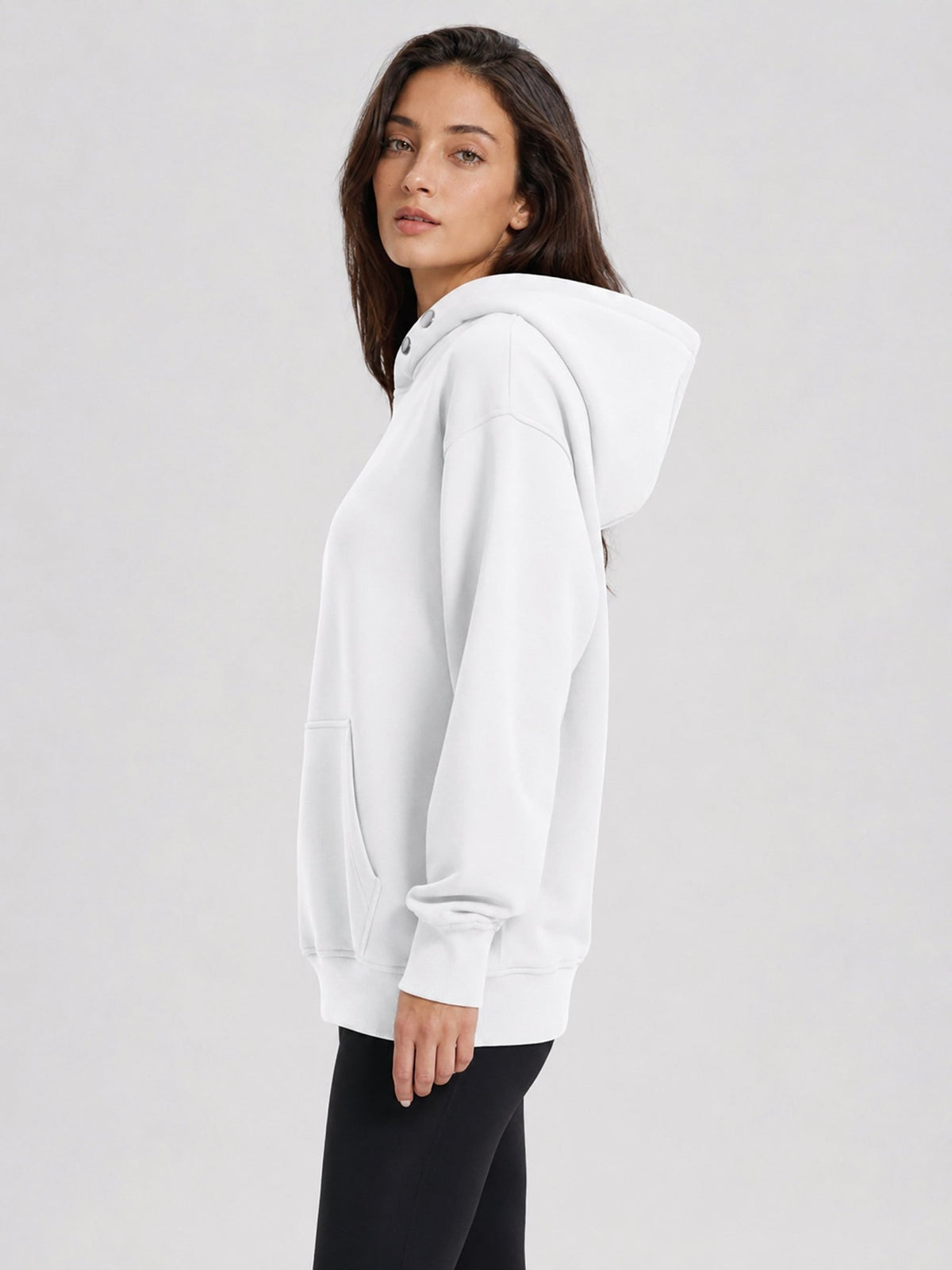 YUCOLEN Women Oversized Fleece Hoodie Loose Pullover Sweatshirt with Thumb Holes in White