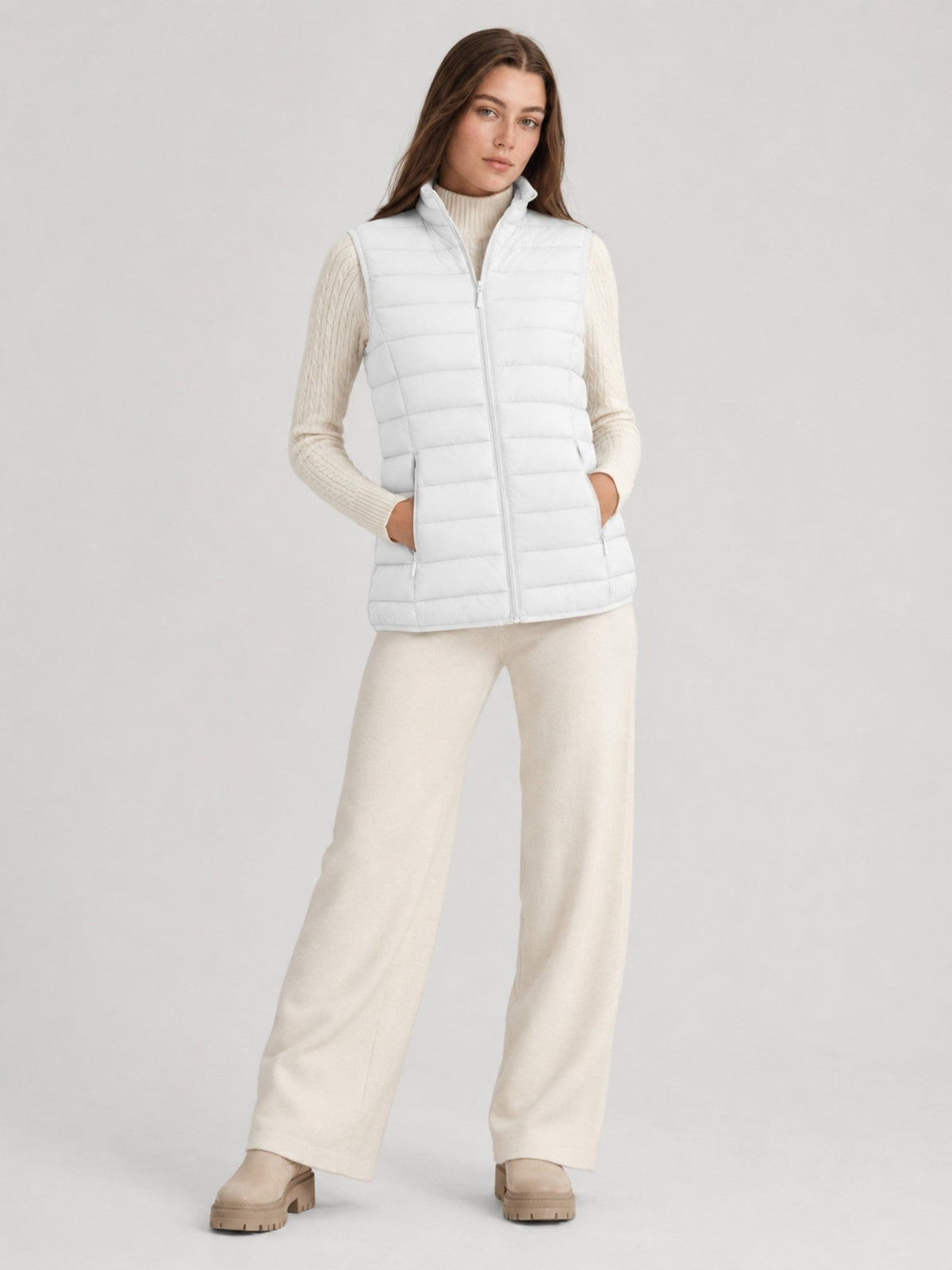 YUCOLEN Women's 270g Lightweight Down Quilted Puffer Vest Windproof Sleeveless Jacket in White