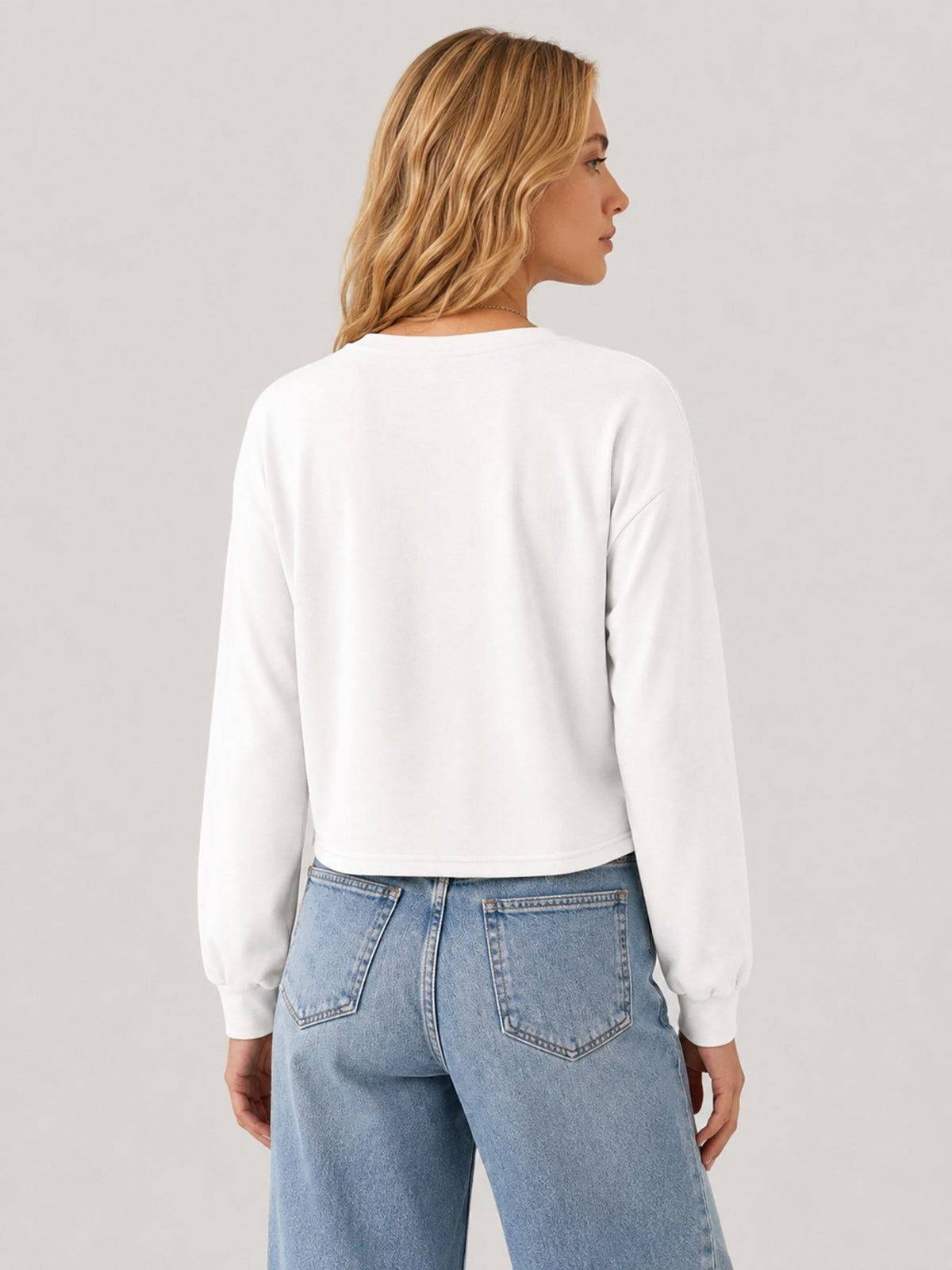 YUCOLEN Women's Breathable Cotton Blend Long Sleeve Crewneck Cropped Top in White
