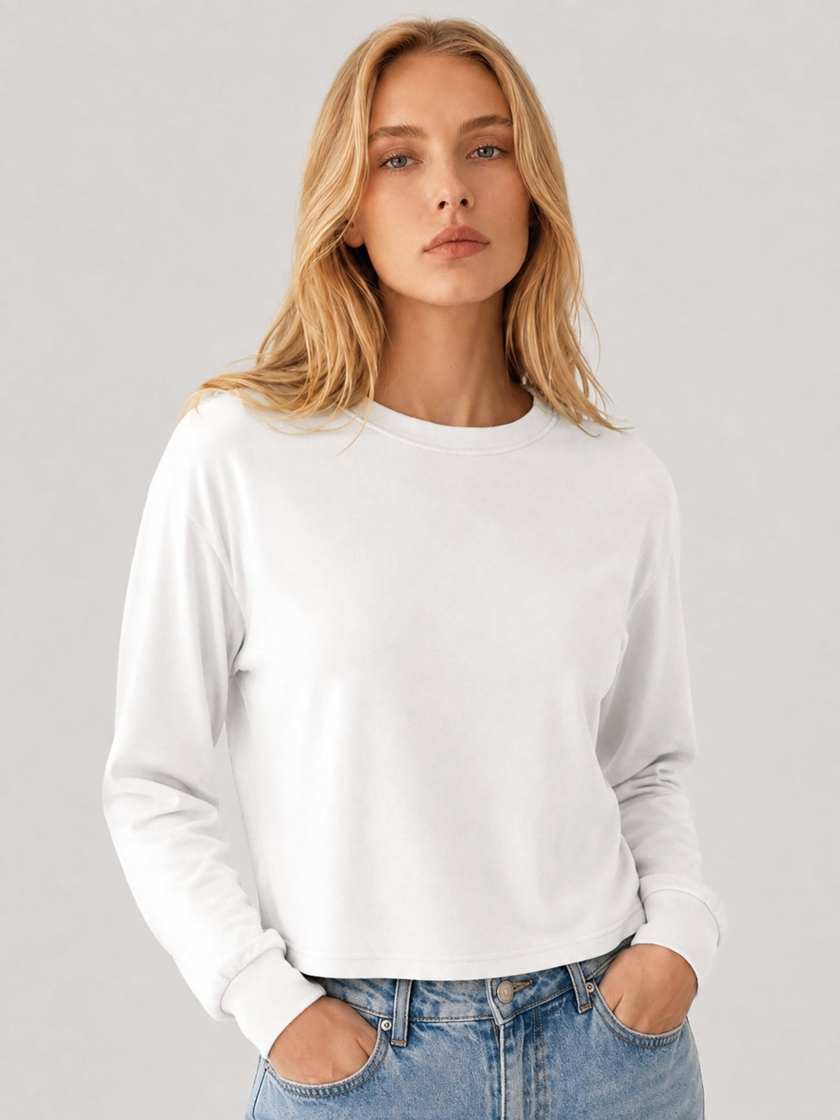 YUCOLEN Women's Breathable Cotton Blend Long Sleeve Crewneck Cropped Top in White