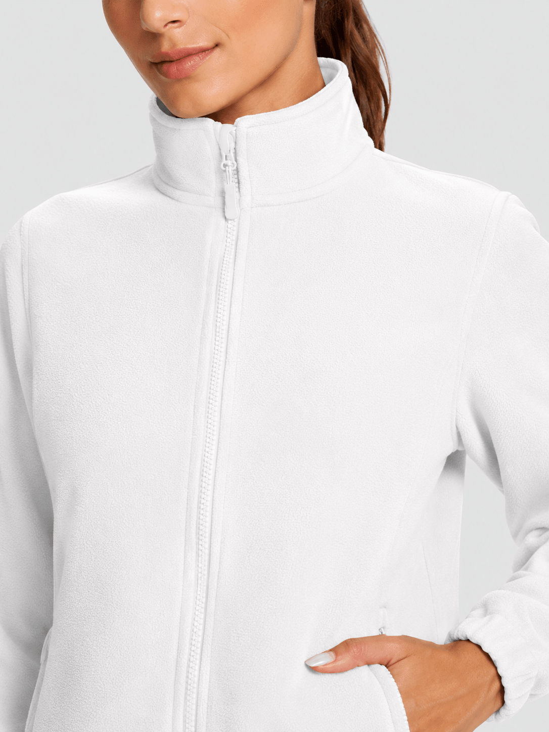 YUCOLEN Women's Lightweight Full Zip Fleece Jacket Windproof Stand Collar Outdoor Sweatshirt in White