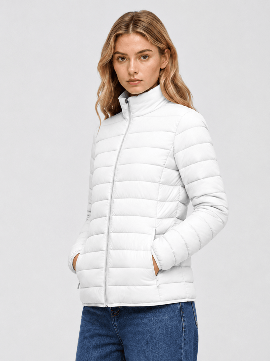 YUCOLEN Women's Lightweight Jacket Packable Water Resistant Quilted Coat with 4 Pockets in White