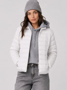 YUCOLEN Women's Lightweight Jacket Packable Water Resistant Quilted Coat with 4 Pockets in White