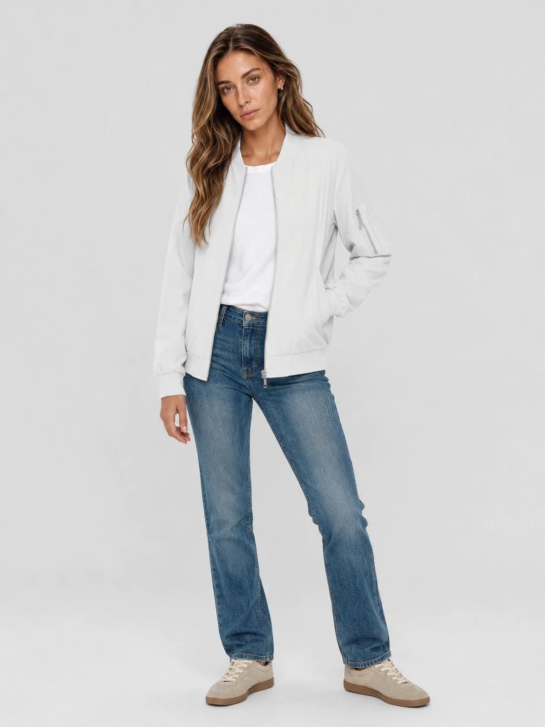 YUCOLEN Women's Lightweight Water Resistant Bomber Jacket 5-Pocket Utility Windbreaker in White