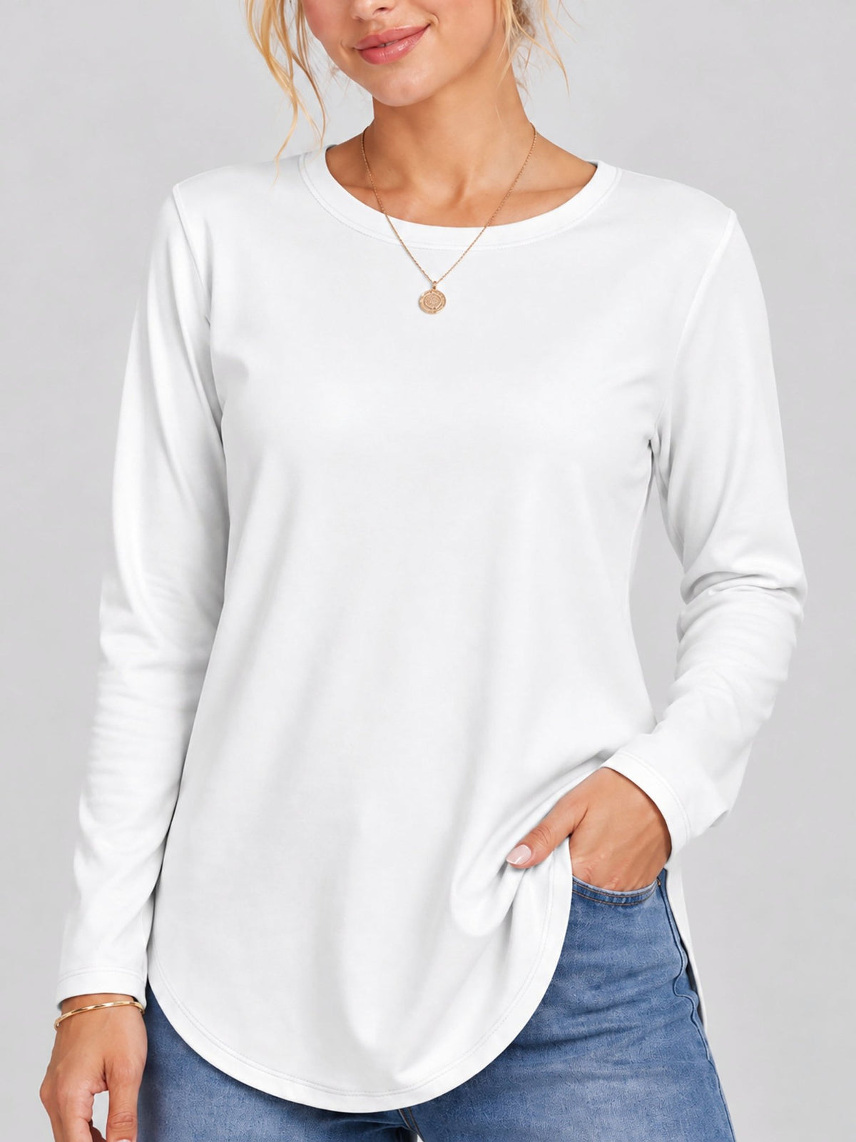 YUCOLEN Women's Long Sleeve Crewneck Tunic Top with Curved Hem in White